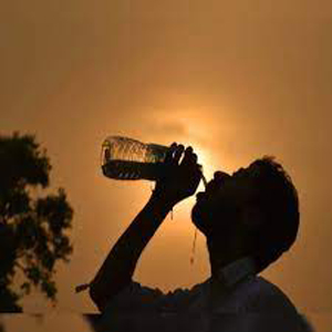 Heat Wave in Madhya Pradesh लोग बोले, मार्च में पहली बार सूर्यदेव धरती पर