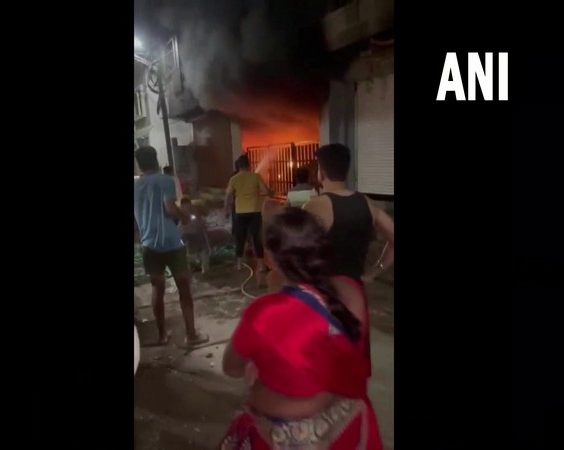 इंदौर के आवासीय भवन में आग लगने से 7 की मौत 7 killed in Fire in Residential Building of Indore