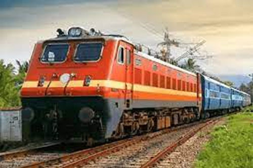 Indian Railways: रायपुर से चलने वाली आज ये ट्रेनें रहेंगी रद्द, यात्रा करने से पहले जाने लें महत्वपूर्ण सूचना