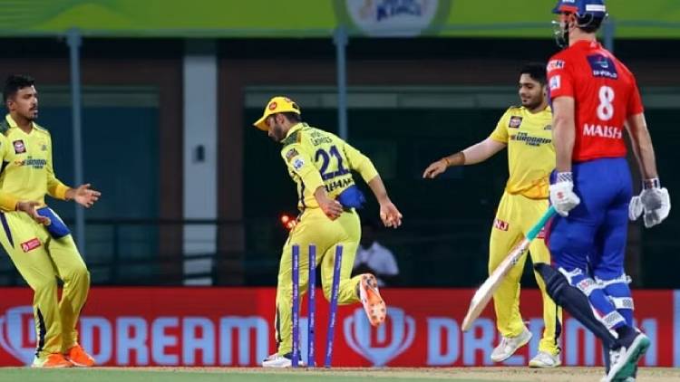 CSK vs DC: चेन्नई सुपर किंग्स को मिली सातवी जीत, प्लेऑफ से एक कदम दुर चेन्नई