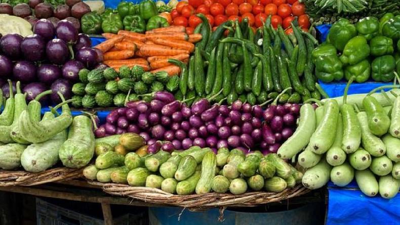 Vegetables: बारिश के मौसम में ना खाएं ये सब्जियां, नहीं तो बढ़ सकती है परेशानी