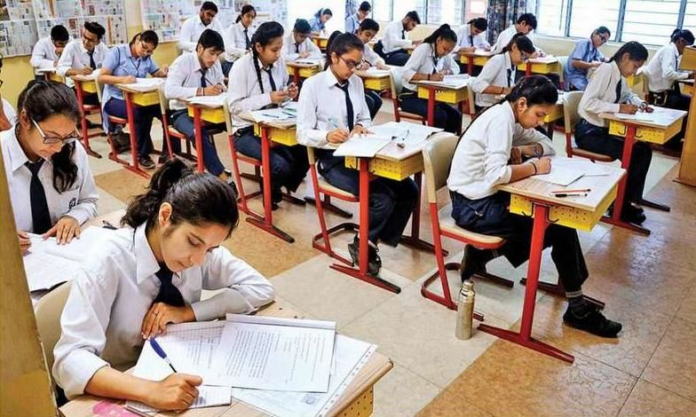 Chattisgarh: CBSE का बड़ा कदम, नियमों का पालन न करने पर स्कूलों पर होगी कार्रवाई