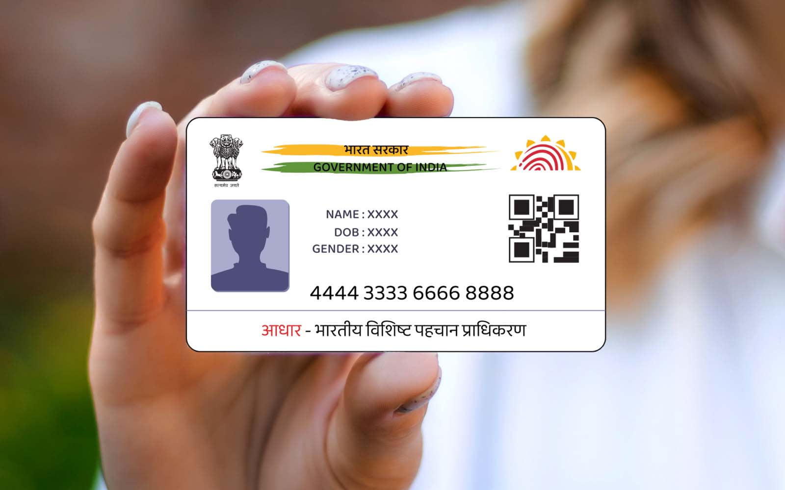 Aadhaar Card Details: अपने आधार कार्ड को साइबर अपराधियों से बचाएं ! तुरंत करें यह काम