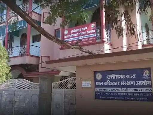 CG News: प्राइवेट स्‍कूल अब नहीं कर सकेंगे मनमानी, बोर्ड लगाकर बतानी होगी फीस,आदेश जारी