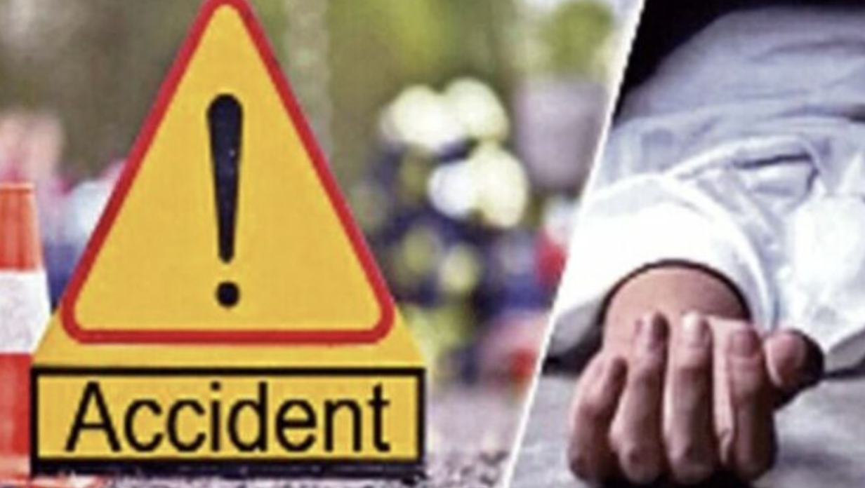 Road Accident: कबीरधाम में दर्दनाक सड़क हादसा, श्रद्धालुओं से भरी पिकअप पलटी, 1  की मौत, 12 घायल